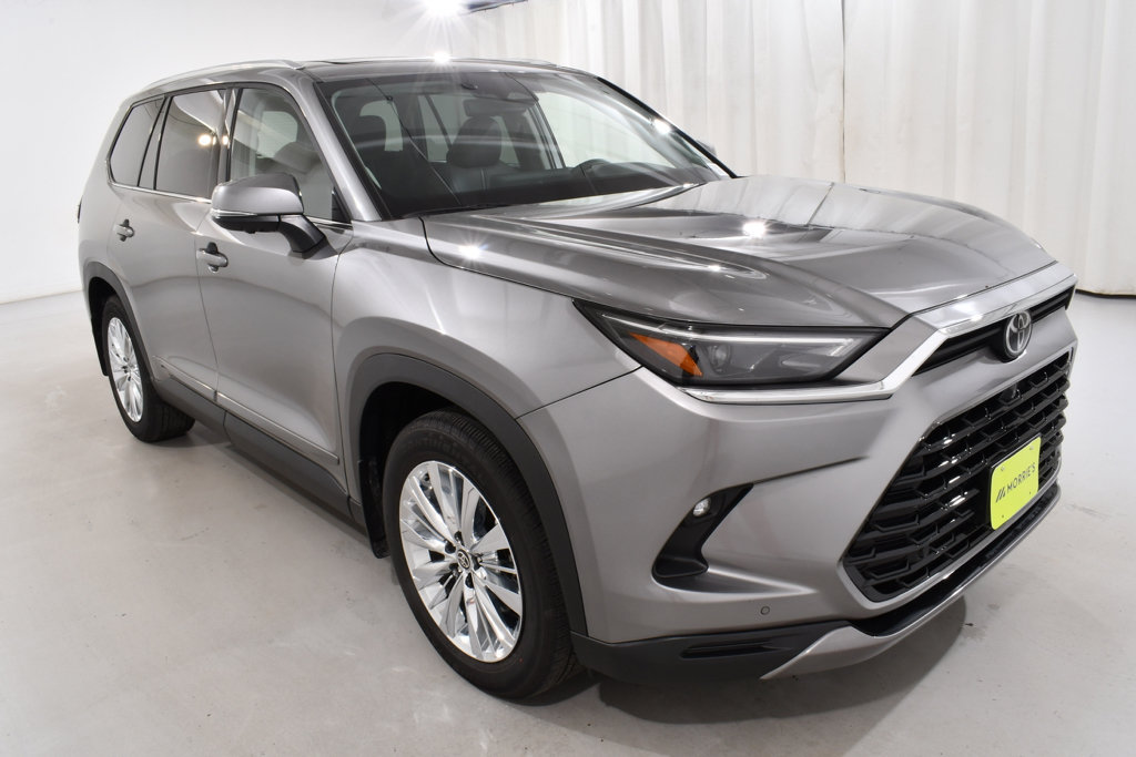 Used 2026 Toyota Grand Highlander AWD image 5