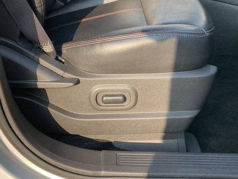 Used 2013 Ford Edge SEL FWD image 45