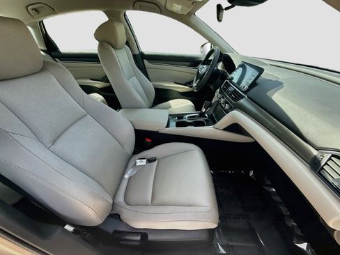 Certified 2020 Honda Accord LX image 30