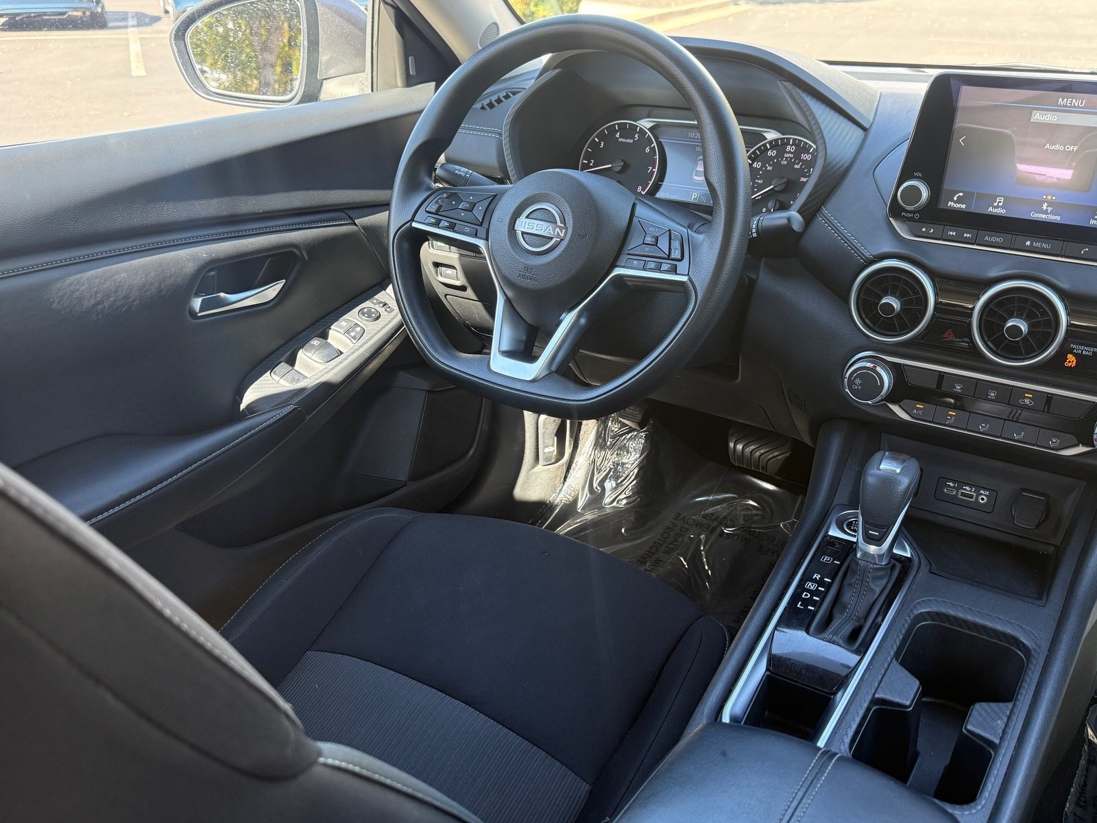 Used 2025 Nissan Sentra SV FWD image 16