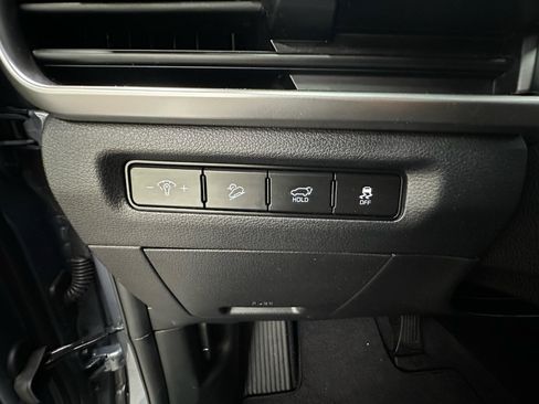 Used 2025 Kia Telluride S FWD image 26