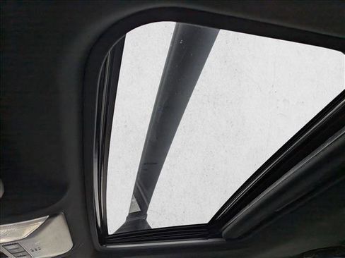 Used 2022 Toyota RAV4 XSE image 14