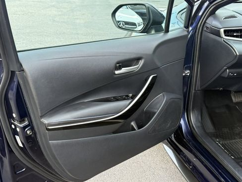 Used 2020 Toyota Corolla XSE image 11