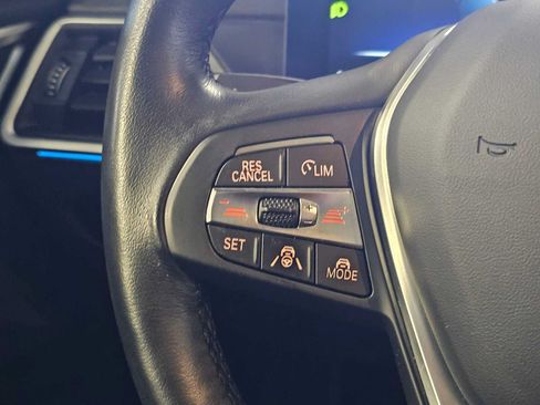 Used 2023 BMW i4 eDrive35 RWD image 17