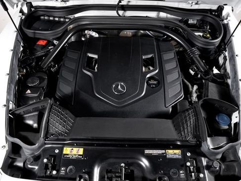 Used 2024 Mercedes-Benz G 550 image 11