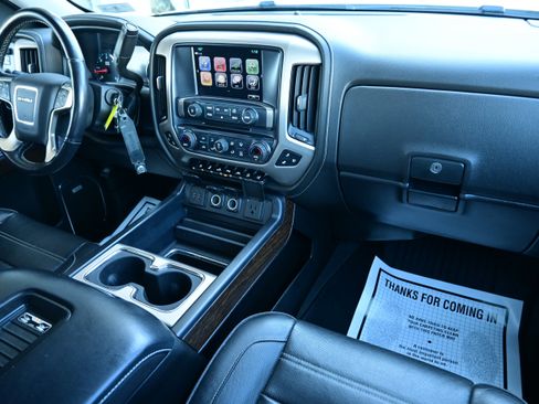 Used 2018 GMC Sierra 1500 Denali w/ Denali Ultimate Package image 21