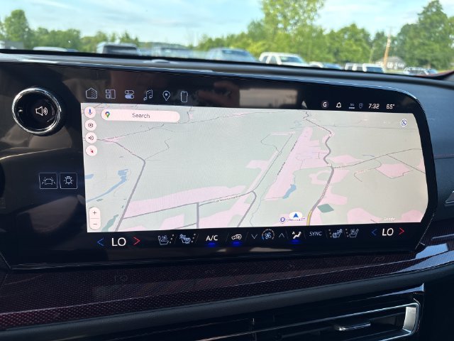 New 2026 Chevrolet Traverse RS AWD/4WD image 14
