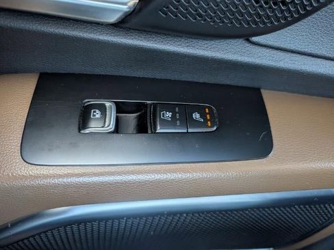 Used 2022 Kia Telluride SX w/ SX Prestige Package image 13