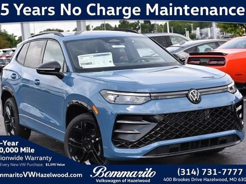New 2026 Volkswagen Tiguan SE R-Line AWD/4WD image 1