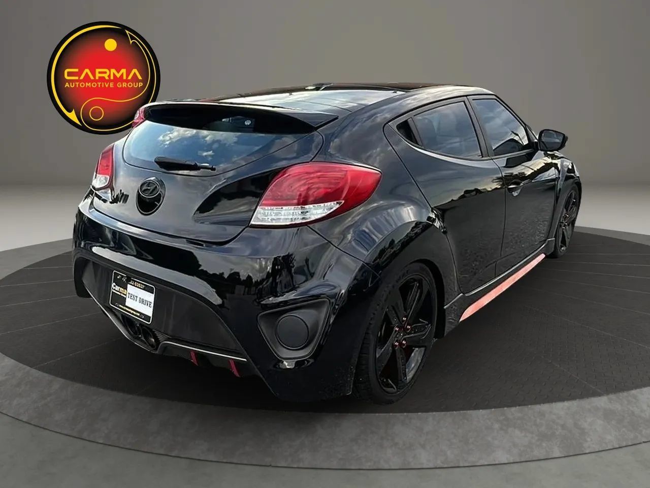 Used 2015 Hyundai Veloster Turbo FWD image 5