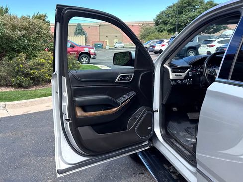 Used 2019 GMC Yukon Denali w/ Open Road Package AWD/4WD image 19