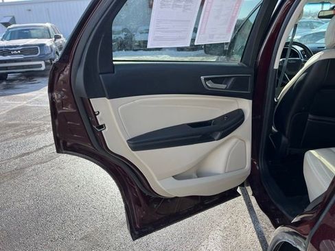 Used 2017 Ford Edge Titanium w/ Class II Trailer Tow Package image 35