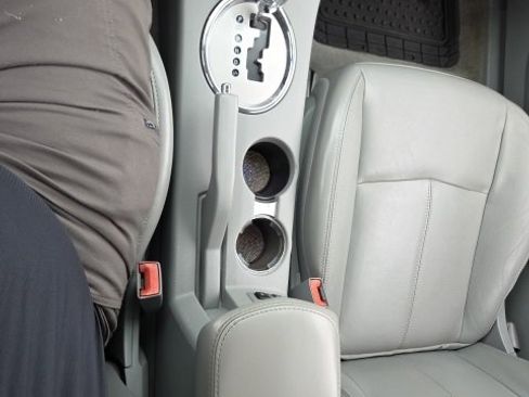 Used 2008 Chrysler Sebring Limited w/ Luxury Group image 41