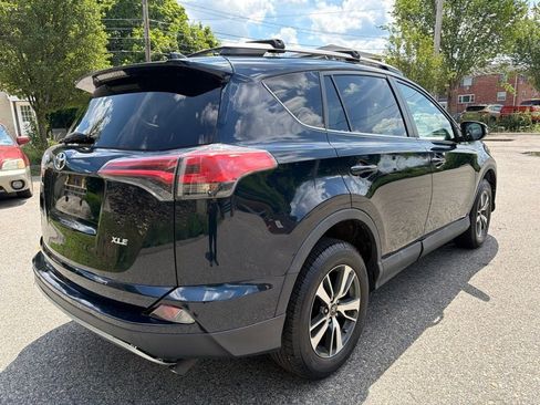 Used 2018 Toyota RAV4 XLE FWD image 6