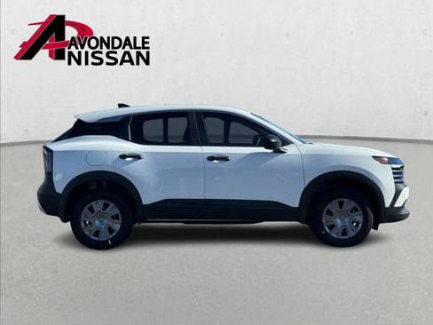 New 2026 Nissan Kicks S image 8