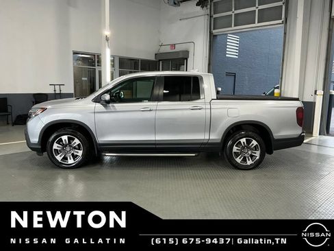 Used 2018 Honda Ridgeline RTL-T image 3