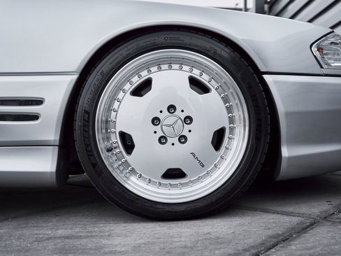 Used 2002 Mercedes-Benz SL 500 w/ SL2 Option Pkg image 20