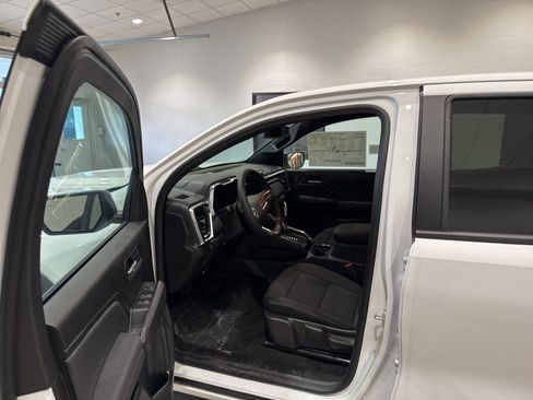 New 2025 GMC Canyon Elevation w/ Convenience Package image 20