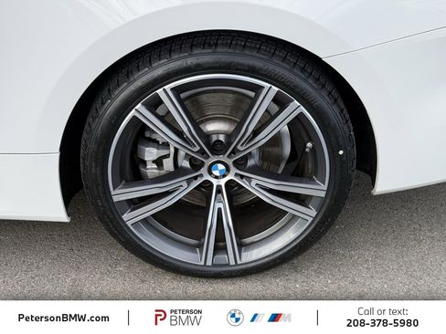 Used 2024 BMW 430i xDrive Coupe w/ Premium Package image 9