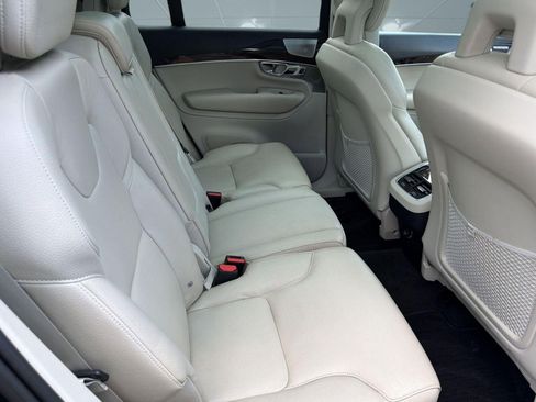 Used 2017 Volvo XC90 T6 Momentum w/ Vision Package AWD/4WD image 29