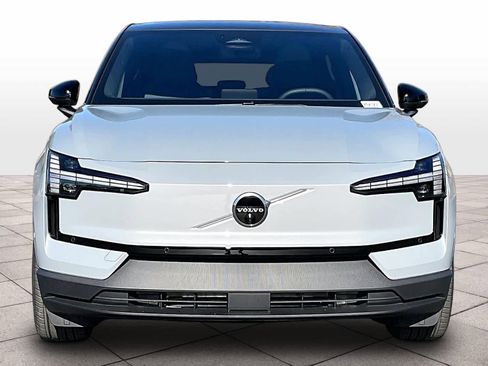 New 2026 Volvo EX30 Ultra w/ Protection Package Premier image 5