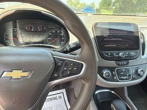 Used 2022 Chevrolet Malibu LS w/ Driver Confidence Package FWD image 18