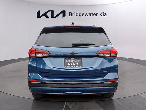 Used 2024 Chevrolet Equinox RS AWD/4WD image 5