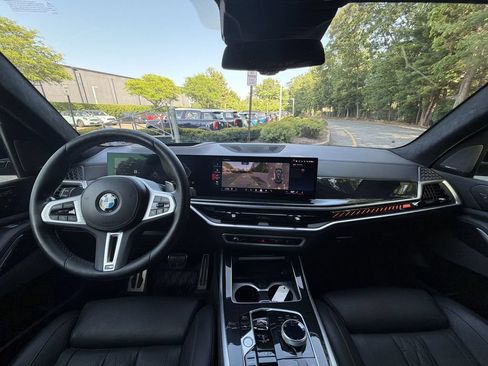 Used 2024 BMW X7 M60i w/ Executive Package AWD/4WD image 18