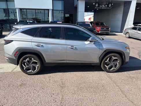 Used 2024 Hyundai Tucson Limited AWD/4WD image 4