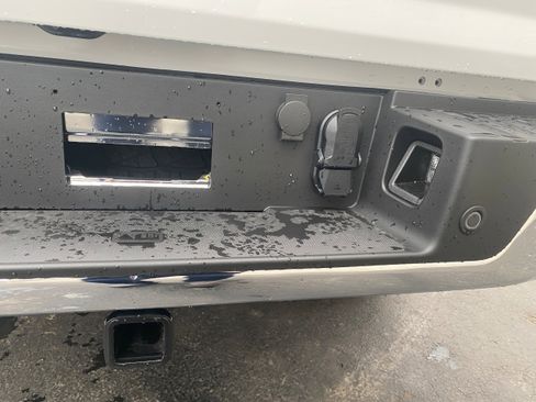 New 2025 Ford F150 XL w/ Equipment Group 103A High image 20