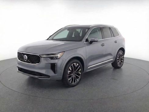 New 2026 Volvo XC90 B6 Plus w/ Protection Package Premier image 42