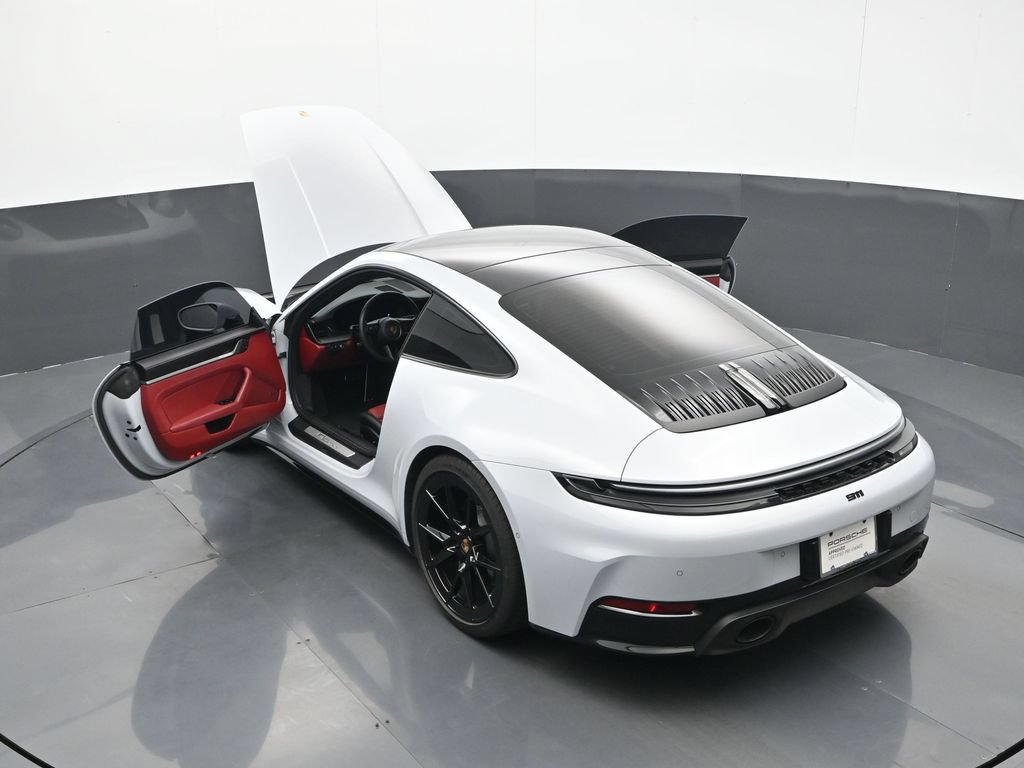 Certified 2025 Porsche 911 Carrera RWD image 24