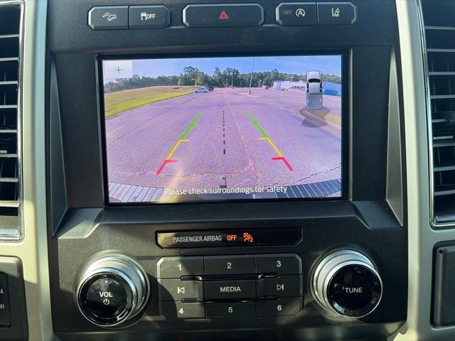 Used 2020 Ford F150 Lariat w/ Equipment Group 502A Luxury AWD/4WD image 25