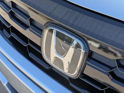 New 2026 Honda Odyssey Touring image 9