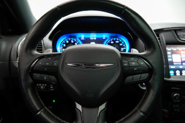 Used 2018 Chrysler 300 S w/ 300S Premium Group 2 RWD image 24