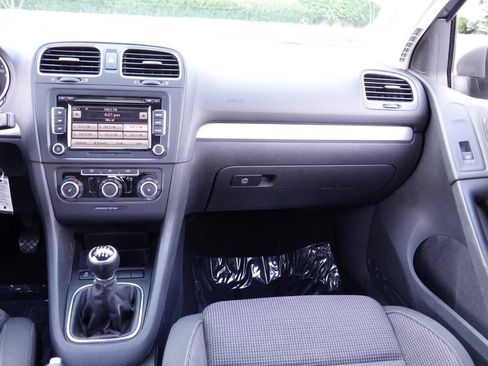 Used 2011 Volkswagen Golf TDI FWD image 81