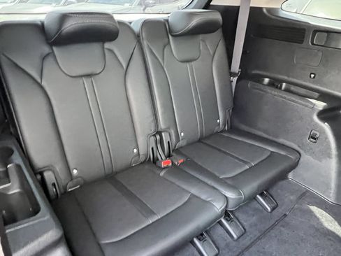 Certified 2025 Kia Sorento SX FWD image 20