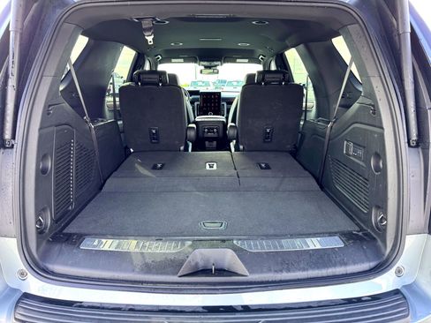 Used 2025 GMC Yukon Denali image 9