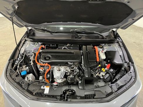 Used 2023 Honda Accord Sport image 6