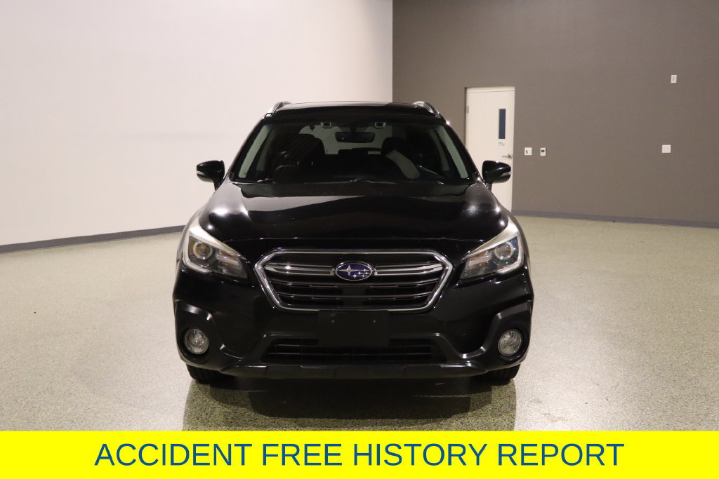 Used 2018 Subaru Outback 3.6R Touring w/ Popular Package #3 AWD/4WD image 2