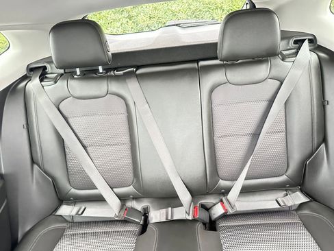 Used 2025 Chevrolet Trax LT image 38