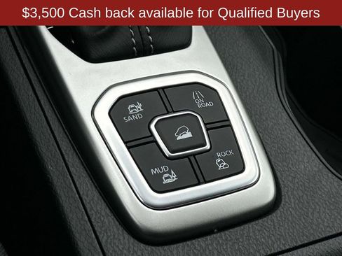 New 2026 Nissan Frontier SV w/ All-Weather Content Package AWD/4WD image 30