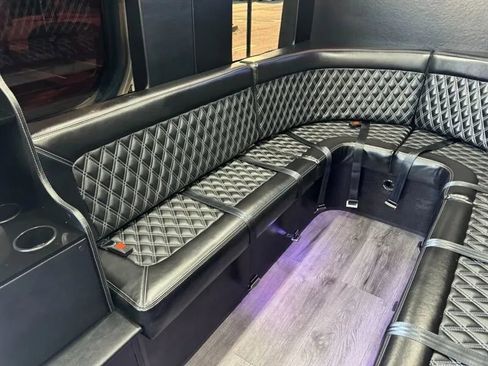 Used 2023 Mercedes-Benz Sprinter 3500 image 43