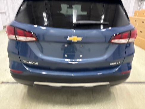 Used 2024 Chevrolet Equinox LT AWD/4WD image 5