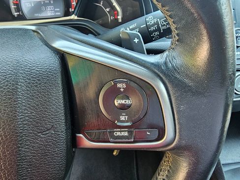 Used 2018 Honda Civic Sport image 17