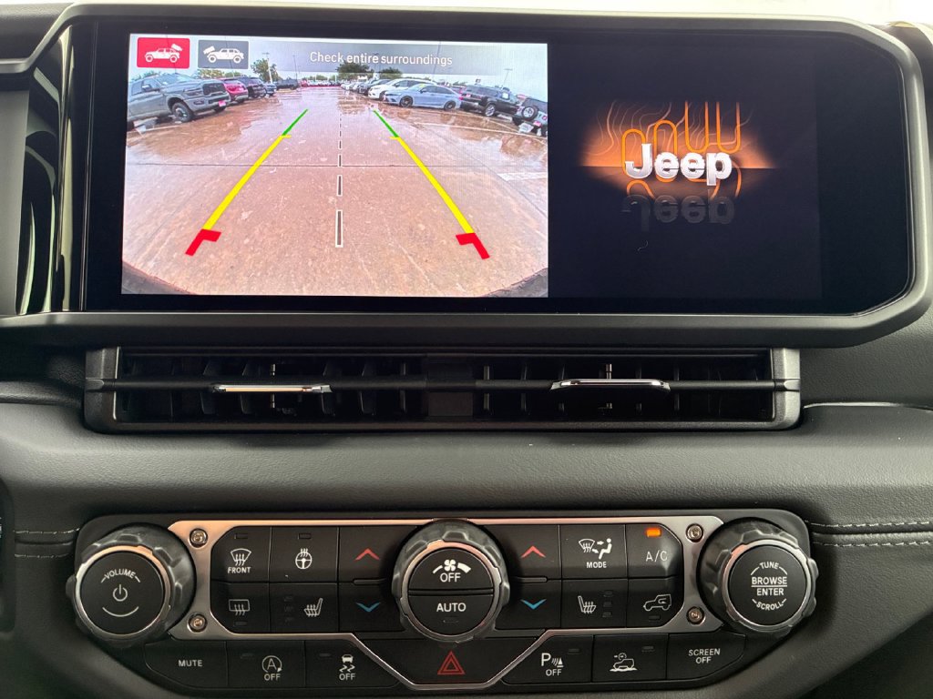 New 2027 Jeep Wrangler Unlimited Sahara AWD/4WD image 9
