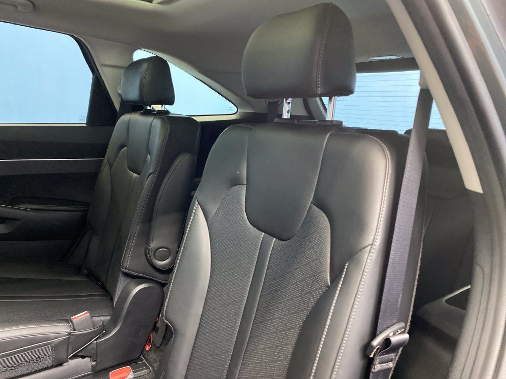 Used 2023 Kia Sorento X-Line EX AWD/4WD image 24