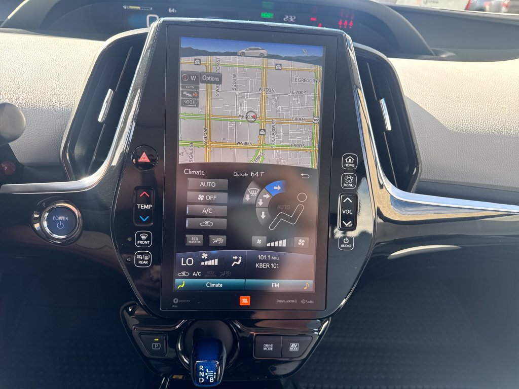Certified 2022 Toyota Prius Limited w/ Premium Convenience Package FWD image 18