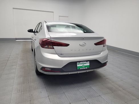 Used 2019 Hyundai Elantra SE w/ Cargo Package FWD image 6