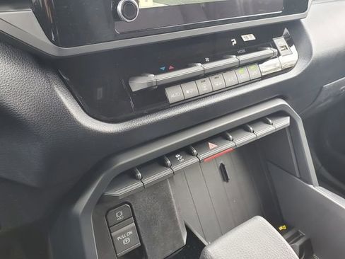 New 2026 Toyota Tundra SR5 AWD/4WD image 32